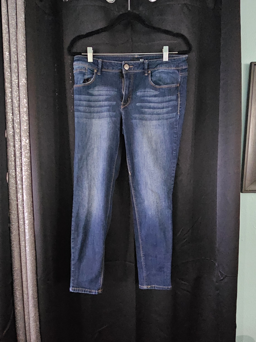 1822 Denim Adrianna Women's Dark Blue Skinny Jeans with Faded Whiskering